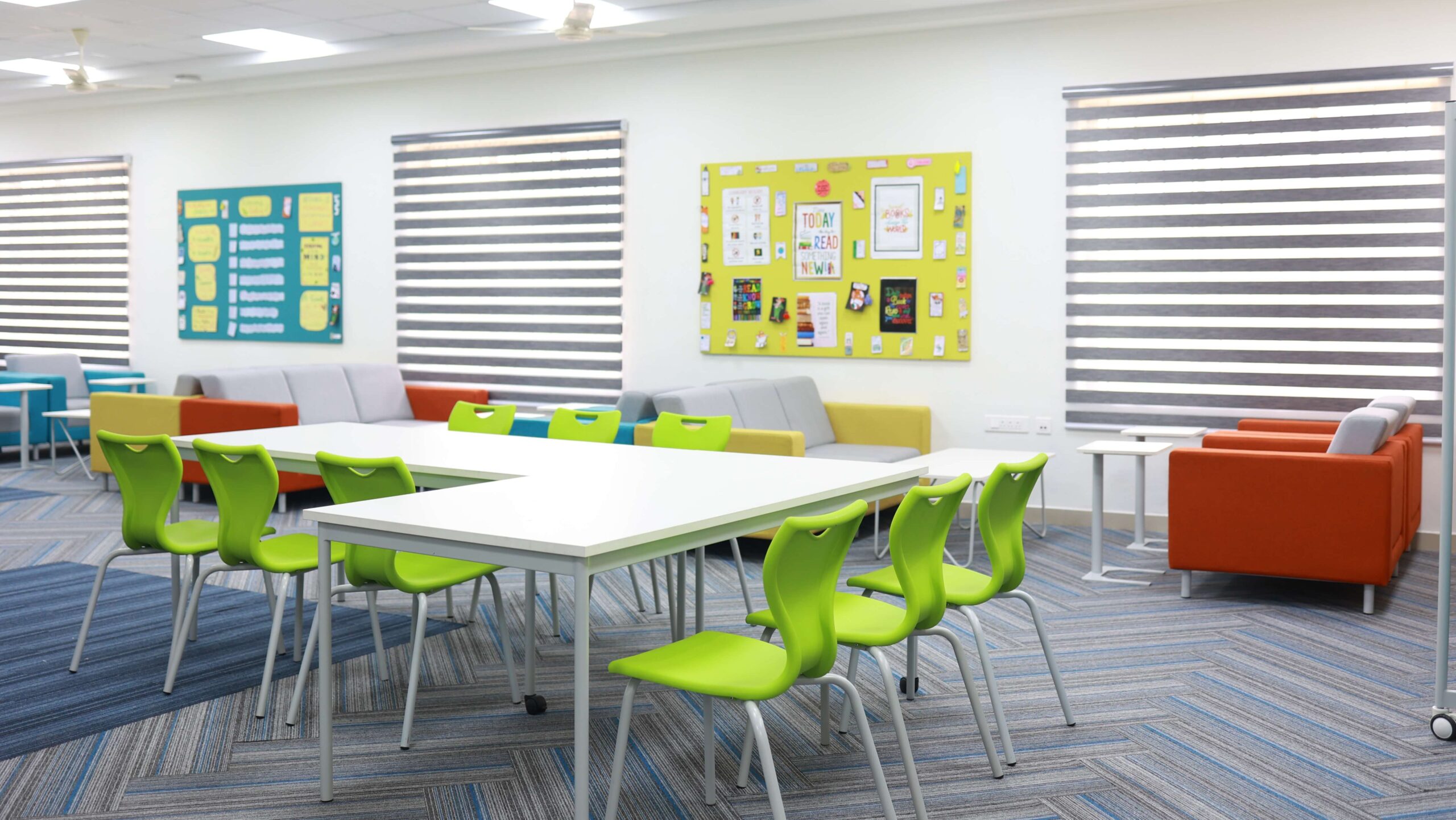 Thangam World School